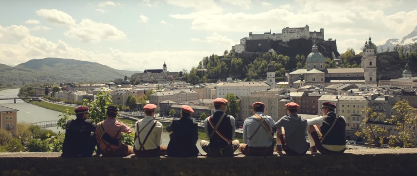 Salzburg Panorama mit Couleurstudenten
